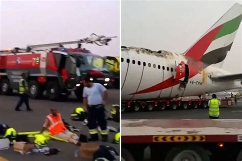 Emirates Plane Crash Get Out Of There Frantic Moment Air Traffic