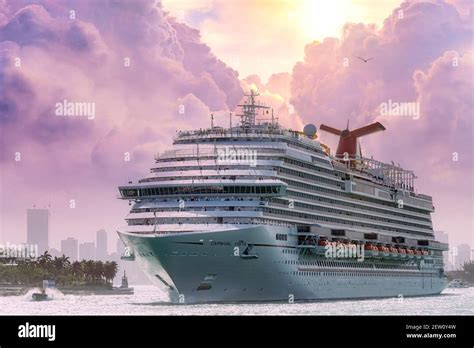 Carnival Cruise leaving the port of Miami, Florida, USA Stock Photo - Alamy