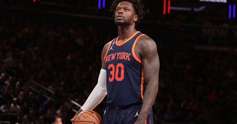 Julius Randle Knicks Thrill NBA Twitter By Rallying From 21 Point Hole