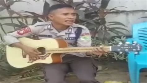 Viral Satpam Nyanyikan Lagu Tiara Dengan Suara Mirip Penyanyi Aslinya