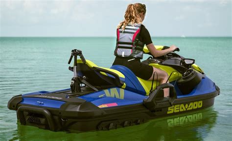 2020 Sea-Doo WAKE 170 Review - Personal Watercraft