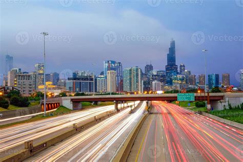 Chicago downtown skyline at twilight 11103409 Stock Photo at Vecteezy