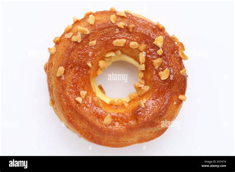 Cream Sandwich Crackers Donut Stock Photo Alamy