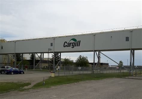 Second worker at High River's Cargill meat processing plant dies of ...