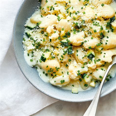 Gnocchis Au Fromage Aux Courgettes Et Au Chou Fleur Ricardo