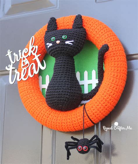 Crochet Halloween Black Cat Wreath Repeat Crafter Me