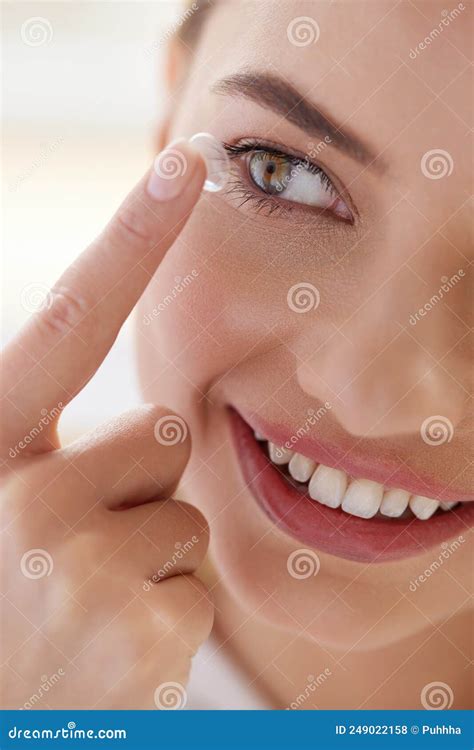 Contact Eye Lens Smiling Woman Applying Eye Contacts On Her Eyes Stock