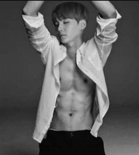 BTS BIAS CHALLENGE D 7 SUGA SHIRTLESS K Pop Amino