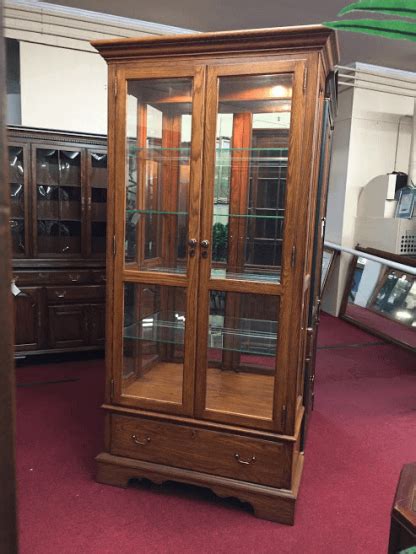 Pennsylvania House Oak Lighted Curio Cabinet