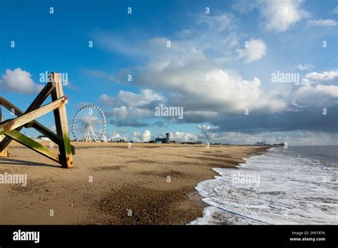 Great Yarmouth beach Stock Photo - Alamy