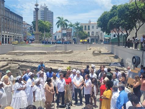 Obras de revitalização do Cais do Valongo na Zona Portuária do Rio