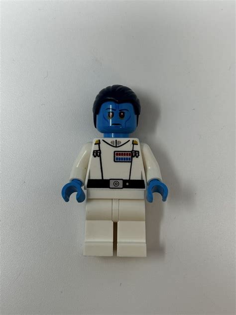 Lego Star Wars Sw Grand Admiral Thrawn Minifigure Ebay