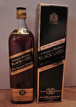 Johnnie Walker Years Black Label Extra Special Whisky