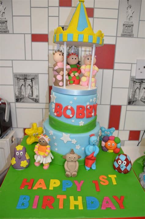 In The Night Garden Decorated Cake By Lisa Pallister Cakesdecor