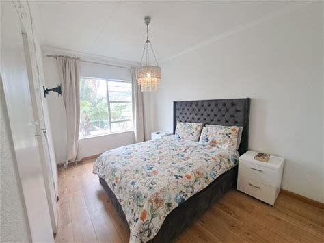 Bed Townhouse For Sale In Bedford Gardens T Private Property