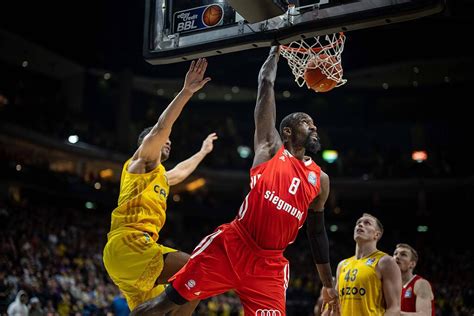 Sieg Im Spitzenspiel Bayern Basketballer Stoppen Siegesserie Von Alba