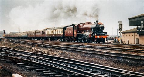 The White Rose Ex LMS Jubilee No 5593 Kolhapur Accelerat Flickr