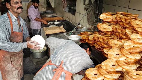 Amritsari Crunchy BaqarKhani Making Process Tandoori Traditional