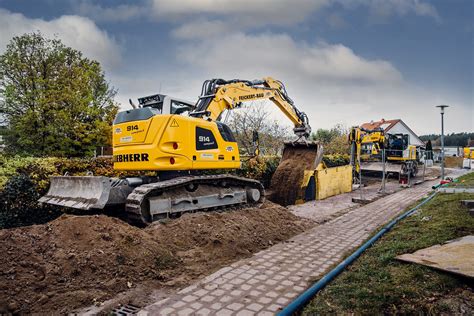 Liebherr Raupenbagger R Compact Litronic Lectura Press