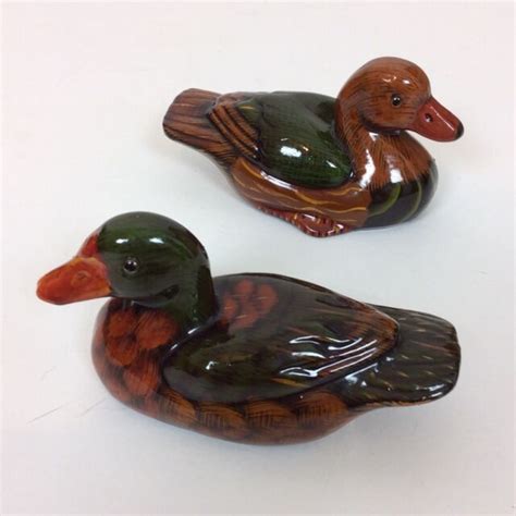 Set Two Enesco Small Ceramic Glazed Duck Figurines Brown Green Red 5 L Vintage Ebay