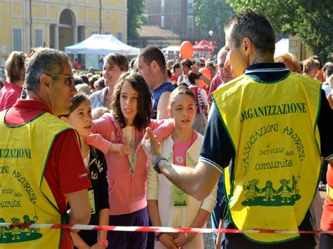 Camminiamo insieme ad ArcoreTutti in marcia per solidarietà Il