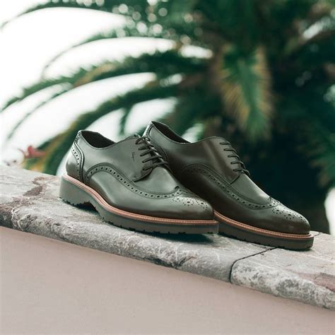 How To Make All Your Other Lace Ups Green With Envy Expertly Crafted