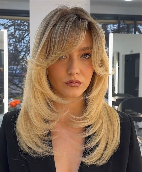 50 Cute Long Layered Haircuts With Bangs For 2025