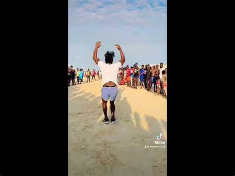 Salto avant enchaîner à bcao beach dakar yoga senegal shorts acro