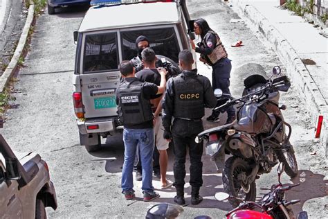 Capturan A Un Delincuente Que Robaba Veh Culos En Libertador El Arague O