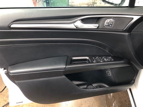 Ford Fusion Hybrid Titanium Navigation Letaher Sunroof