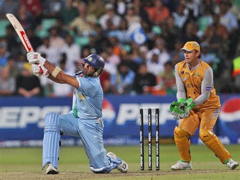 Yuvraj Singh Fielding In World Cup Final