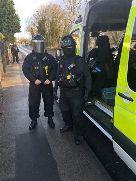 Man And Woman Arrested After Early Morning Drugs Raid In Derbyshire Derbyshire Times