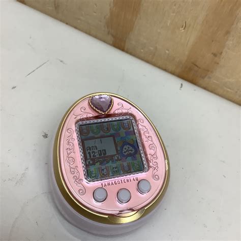 【傷や汚れあり】bandai Tamagotchi 4u たまごっち ロイヤルピンク アニバーサリーver 現状品の落札情報詳細 ヤフオク