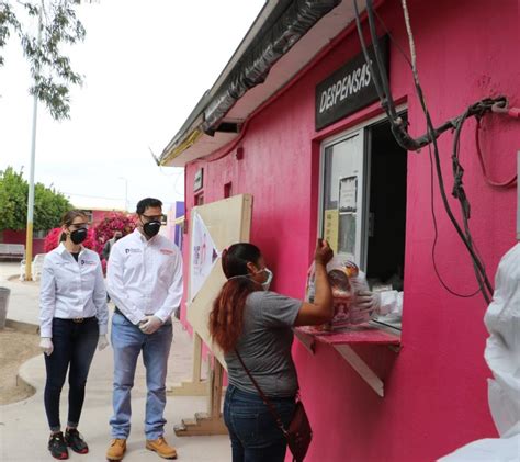 Entrega Alcalde Kiko Munro Apoyo Alimentario A Familias De Mayor