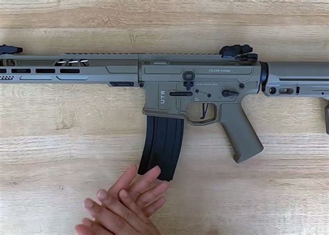 Double Eagle Airsoft M916G UTR556 AEG Review | Popular Airsoft: Welcome To The Airsoft World