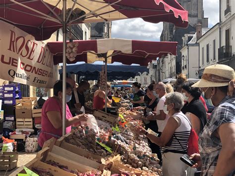 Tours La Foire Lail Et Au Basilic Une Tradition Incontournable De