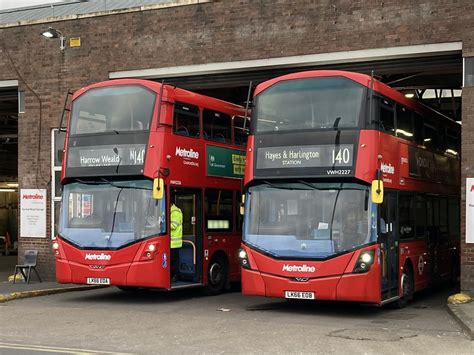 Metroline Vwh And Vwh Harrow Weald Garage Route Flickr