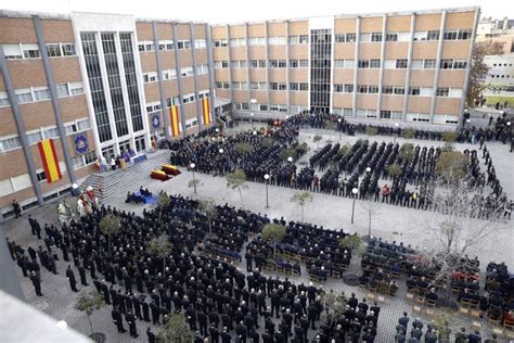 Los Reyes Presiden El Funeral Por Los Dos Polic As Asesinados En