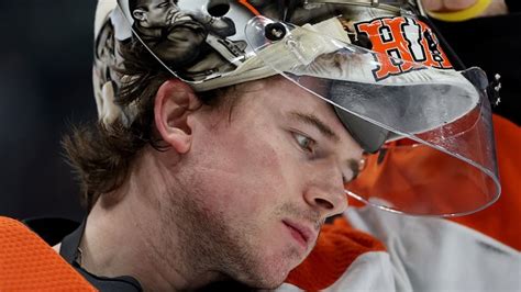 Flyers Goalie Carter Hart On Indefinite Leave For Personal Reasons