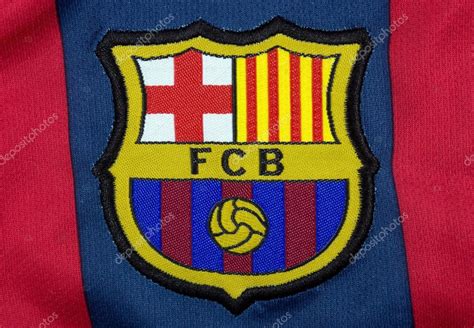 FC Barcelona T-shirt Badge – Stock Editorial Photo © venakr #73311285