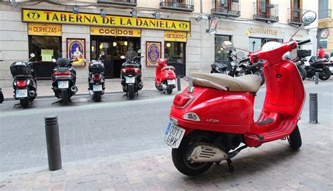 Los Mejores Lugares Para Aparcar Tu Moto En Madrid Aparcar F Cil