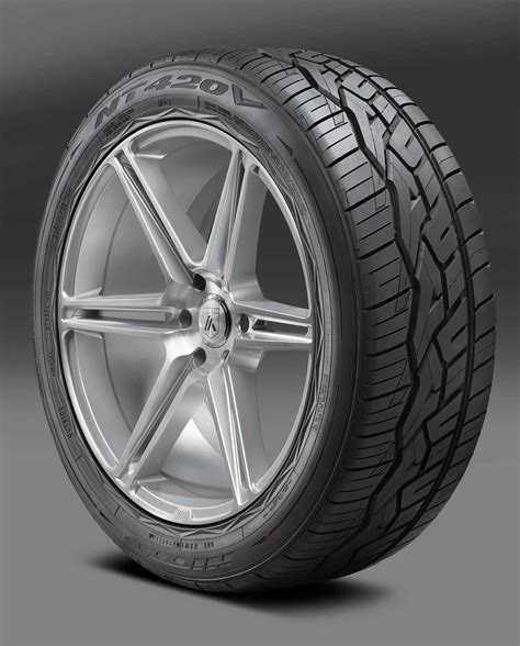 Nitto Tire Launches Nt420v Luxury All Season Truck And Suv Tire