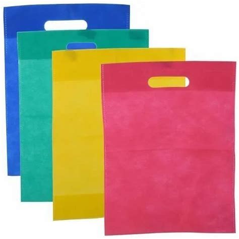 Handle Type D Cut Plain Non Woven Bags For Grocery At Rs 210 Kg In