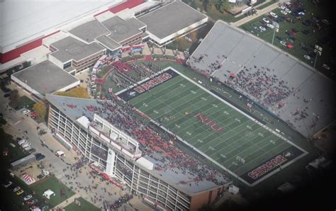 NIU Seeks Football Fans | DeKalb County Online