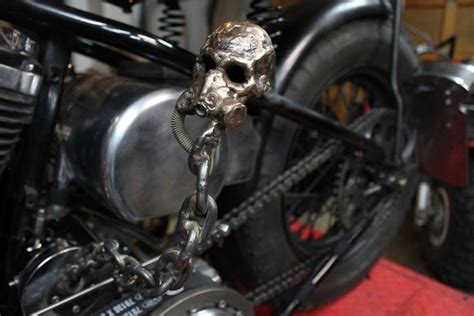 Pin On Motorcycle Bobber Harley Bobber Naked Bike