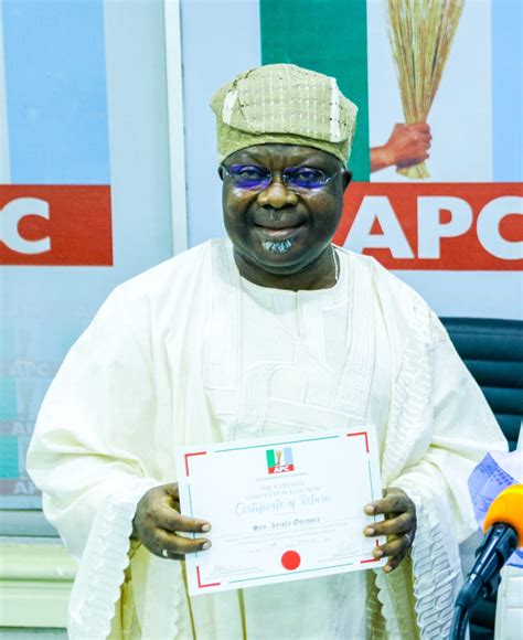 Photos New Apc Nwc Members Receive Certificates Of Return Prime