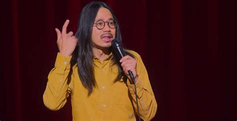 Netflixs Sheng Wang Sweet And Juicy Review Is This Comedian