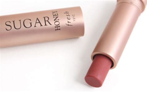 Los Mejores Labiales Nude Que Debes A Adir A Tu Colecci N Tinted Lip Treatment Homemade