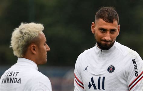 Psg Lalternance Donnarumma Navas Dans Les Buts Parisiens Cest