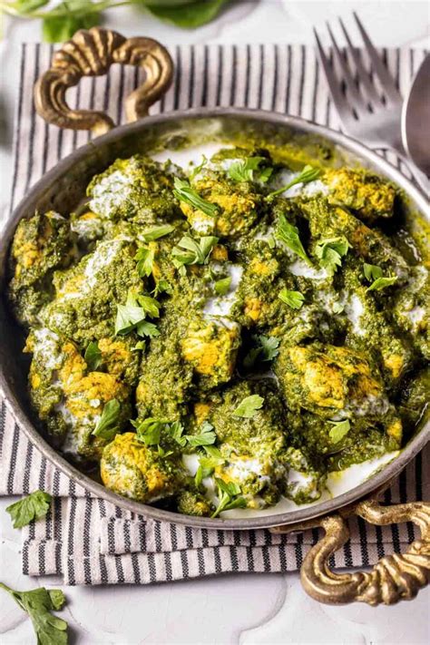 Chicken Saag Recipe Restaurant Style